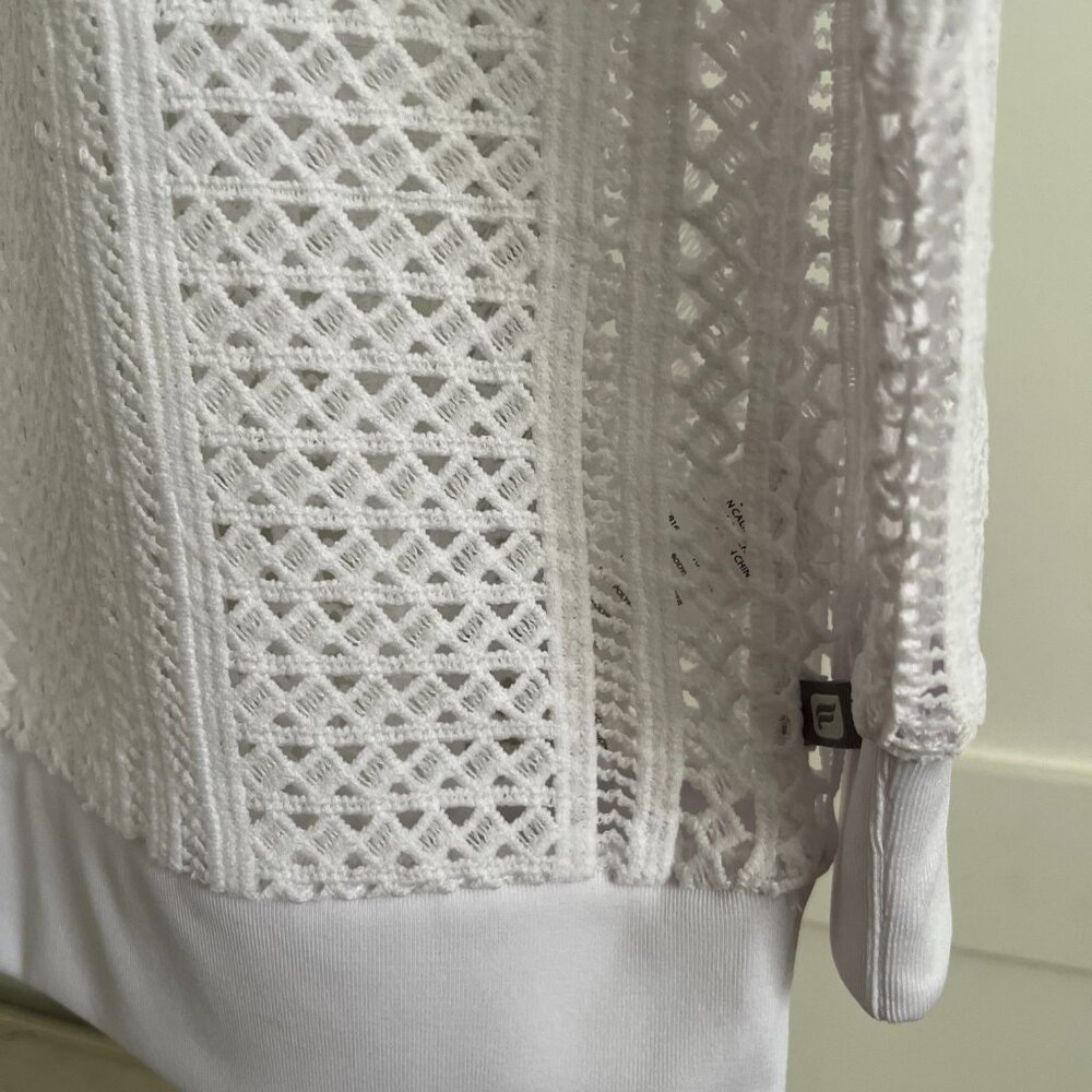 BNWT Fabletics Sophie Tunic White Sheer Crochet Lace Long Sleeve (M) - Picture 7 of 7